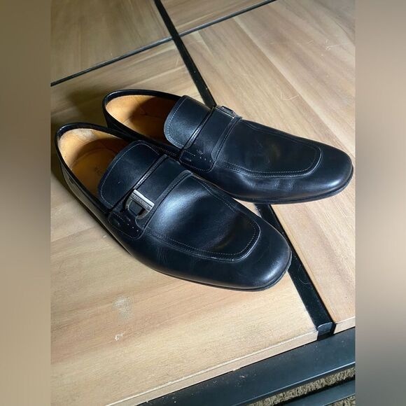 Magnanni men\'s size 8 dress shoes‎